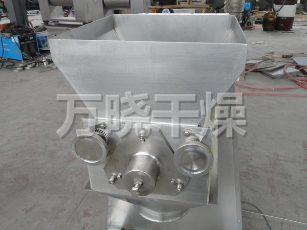 YK系列摇摆式颗粒机